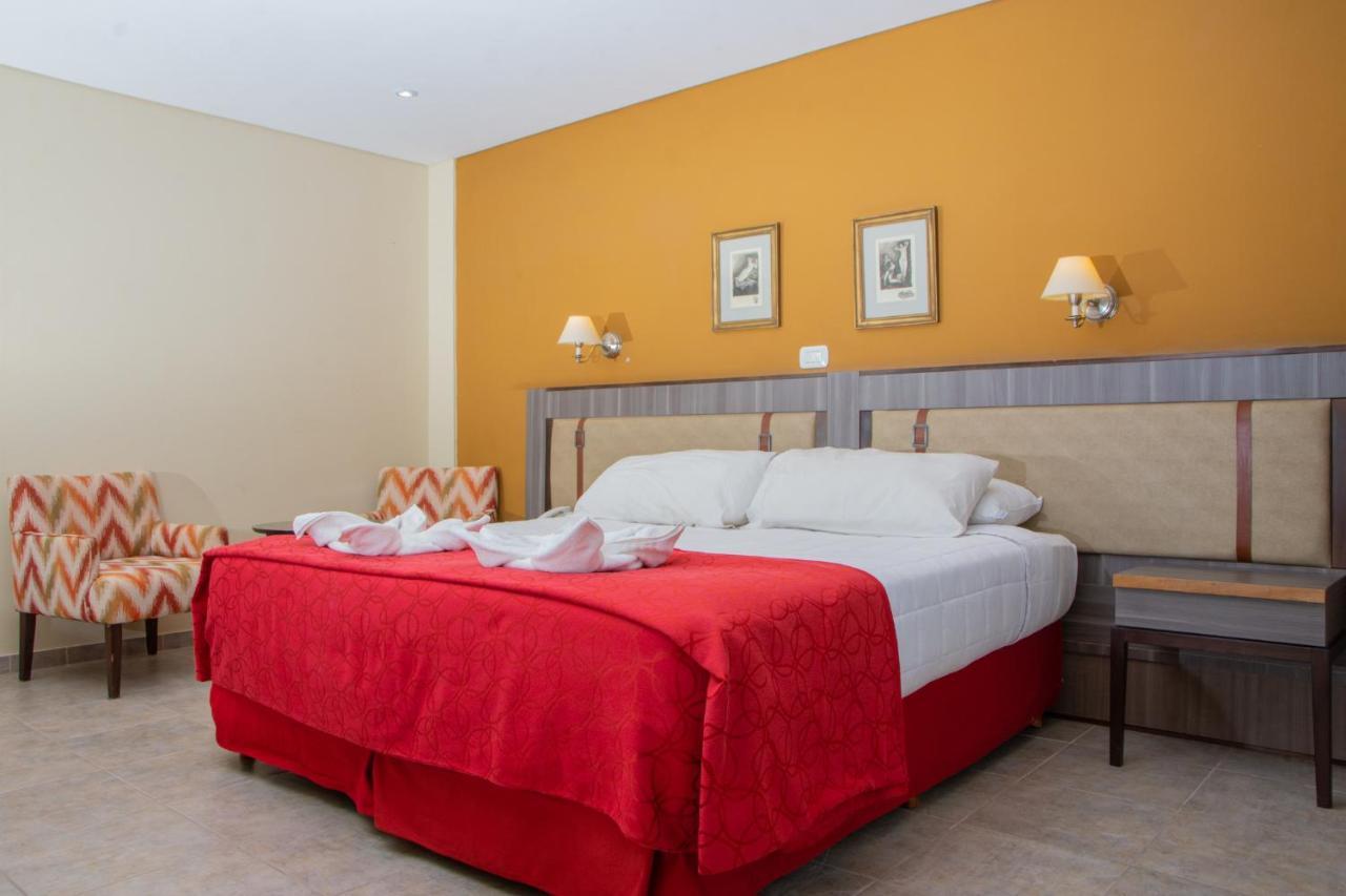 Hotel Las Dunas El Calafate Bagian luar foto